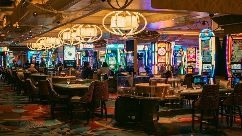 Online Casino for 18 Year Olds A Guide for Young Adults in the UK